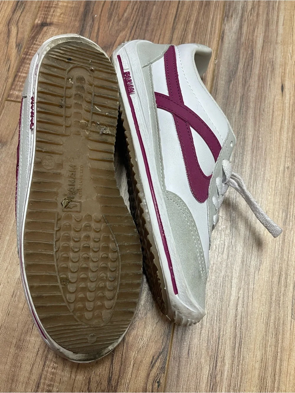 Women’s White Sneakers with Magenta Side Stripe